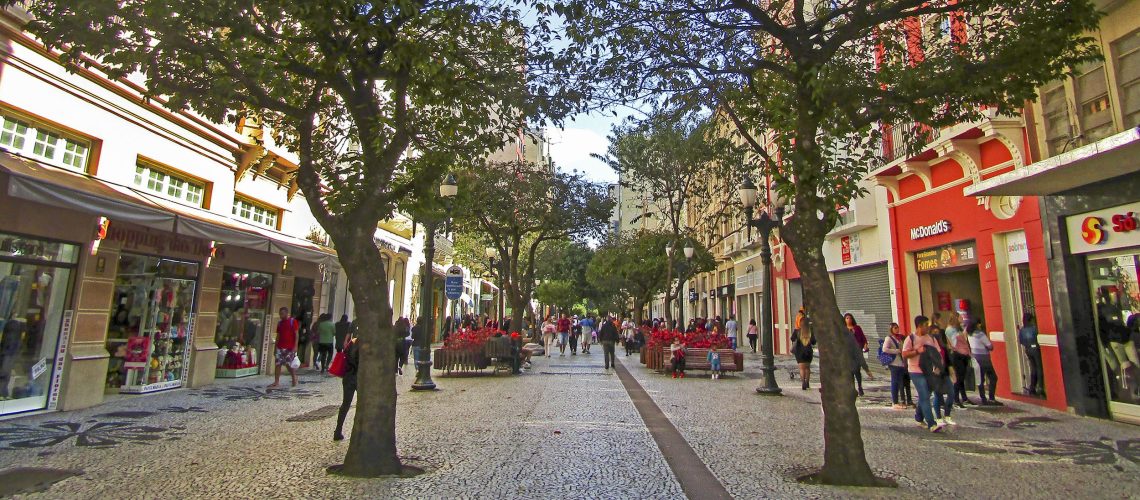 Rua XV de Novembro. Curitiba, 09/05/2022. Foto: Lucilia Guimarães/SMCS